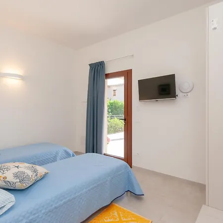 Domo Davide Guest house *