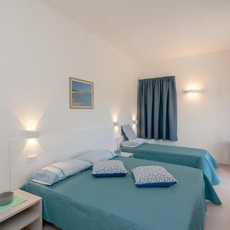 Domo Davide Guest house *