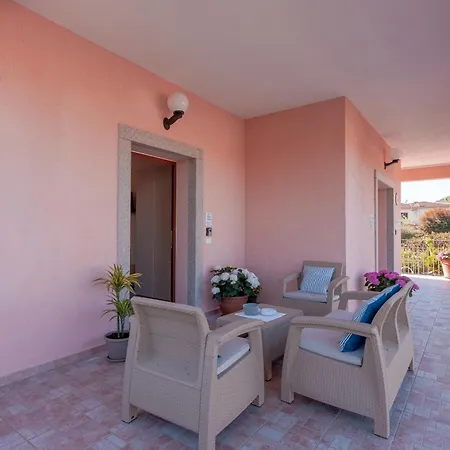 Domo Davide 3* San Teodoro (Sardinia)