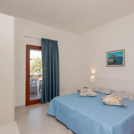 Domo Davide 3* San Teodoro (Sardinia)