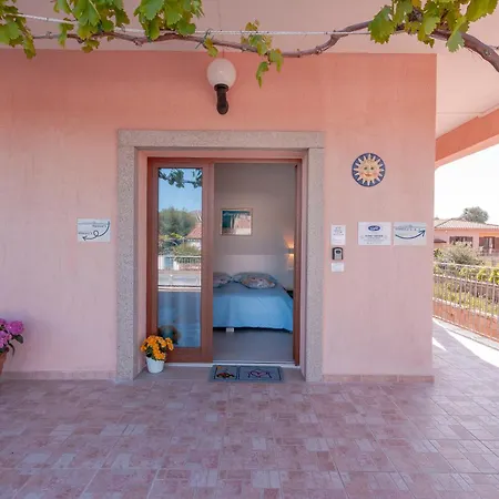 Domo Davide 3* San Teodoro (Sardinia)