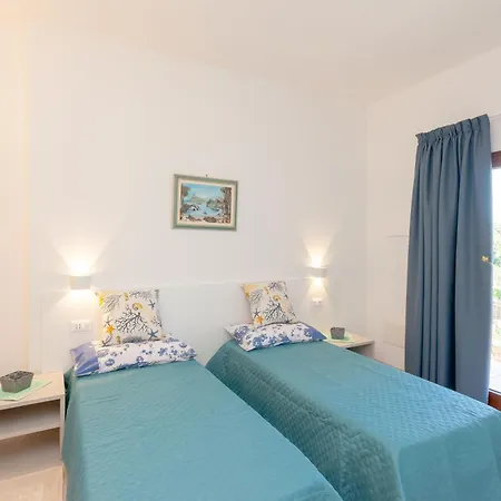 Domo Davide Guest house *
